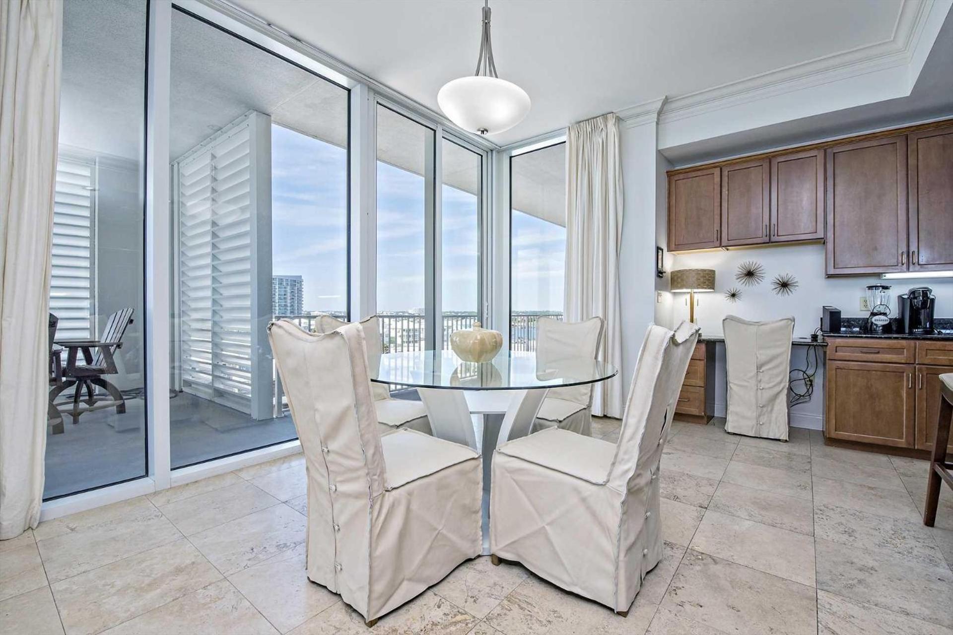 Mediterranean 502 West Pensacola Extérieur photo